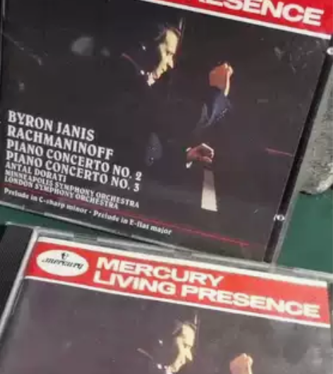 JANIS RACHMANINOFF 贾尼...