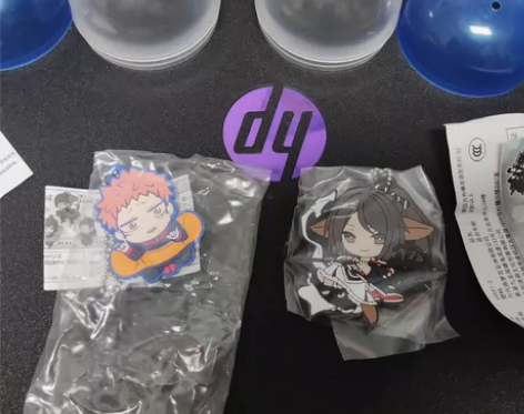 【出】咒术回战 创可贴橡胶 挂件扭蛋 动漫...