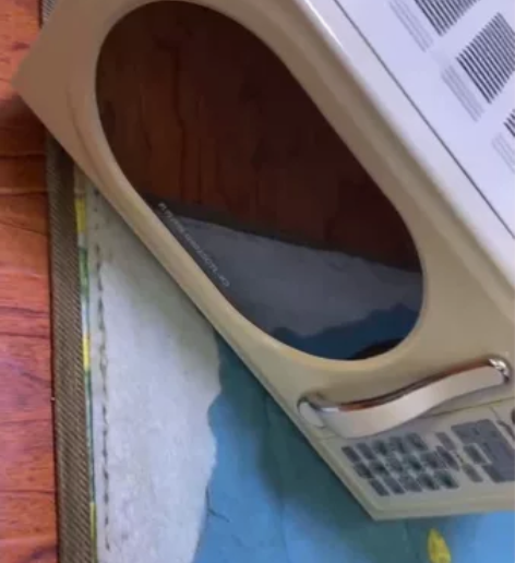 格兰仕 光波炉一体烧烤微波炉 很沉很结实，...