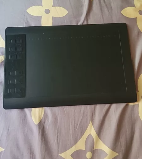 高漫1060pro数位板 新的 买回来用过...