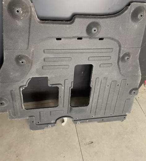 长城大狗原装发动机护板，买新车就换下来的，...