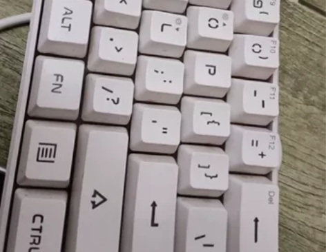 Mageegee薄膜键盘，白色 感兴趣的话...