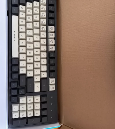 magegee 背光键盘，型号V520 2...