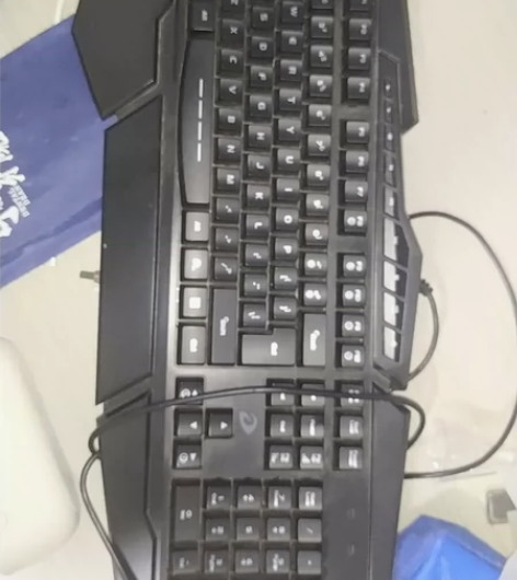 达尔优lk160 键盘,无问题,换新键盘了...