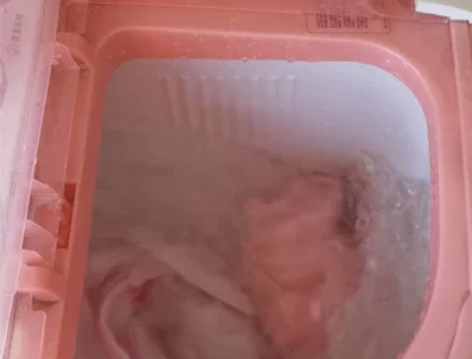 小鸭牌半自动洗衣机，尺寸看图 买来只洗过小...