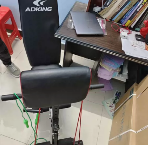 艾得凯哑铃凳全新未拆封,用不上,转给有需要...