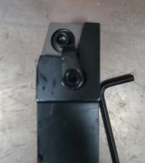 数控外圆车刀杆，32方，装CNMG19刀片...