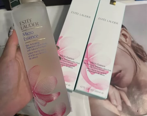 雅诗兰黛樱花水200ml 油皮混油的姐妹不...