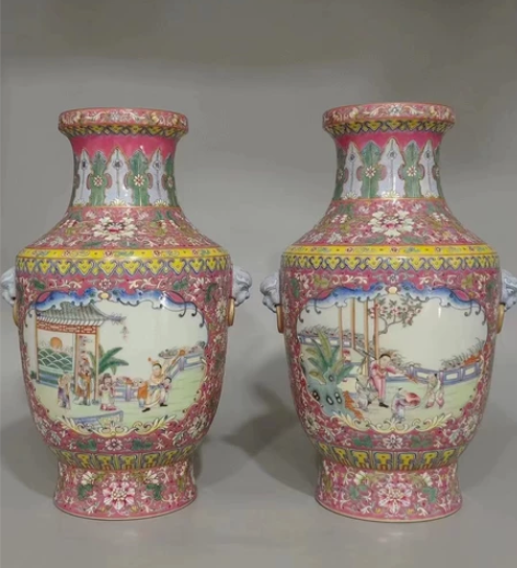乾隆珐琅彩描金手绘，精美赏瓶一对，画工精细...