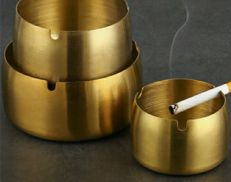 网吧不开了压箱底烟灰缸未使用超低出 采用三...