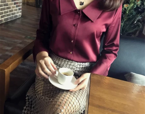 DEVA独立设计师葡萄酒红色高级麻缎大领喇...