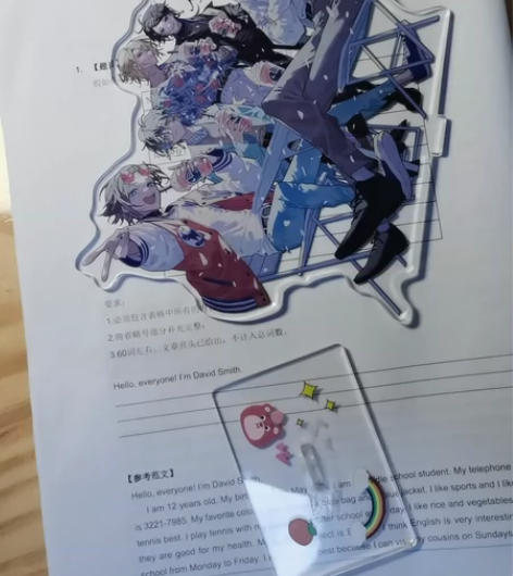 彩虹社四期立牌实物绝美 感兴趣的话点“我想...