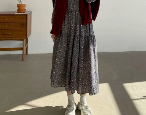 春夏碎花港风复古森女日系长袖连衣裙 均码