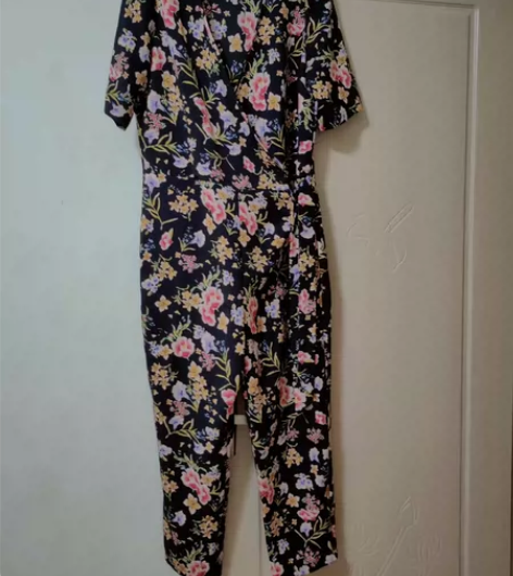 zara碎花连衣裤雪纺系带和服 参考167...